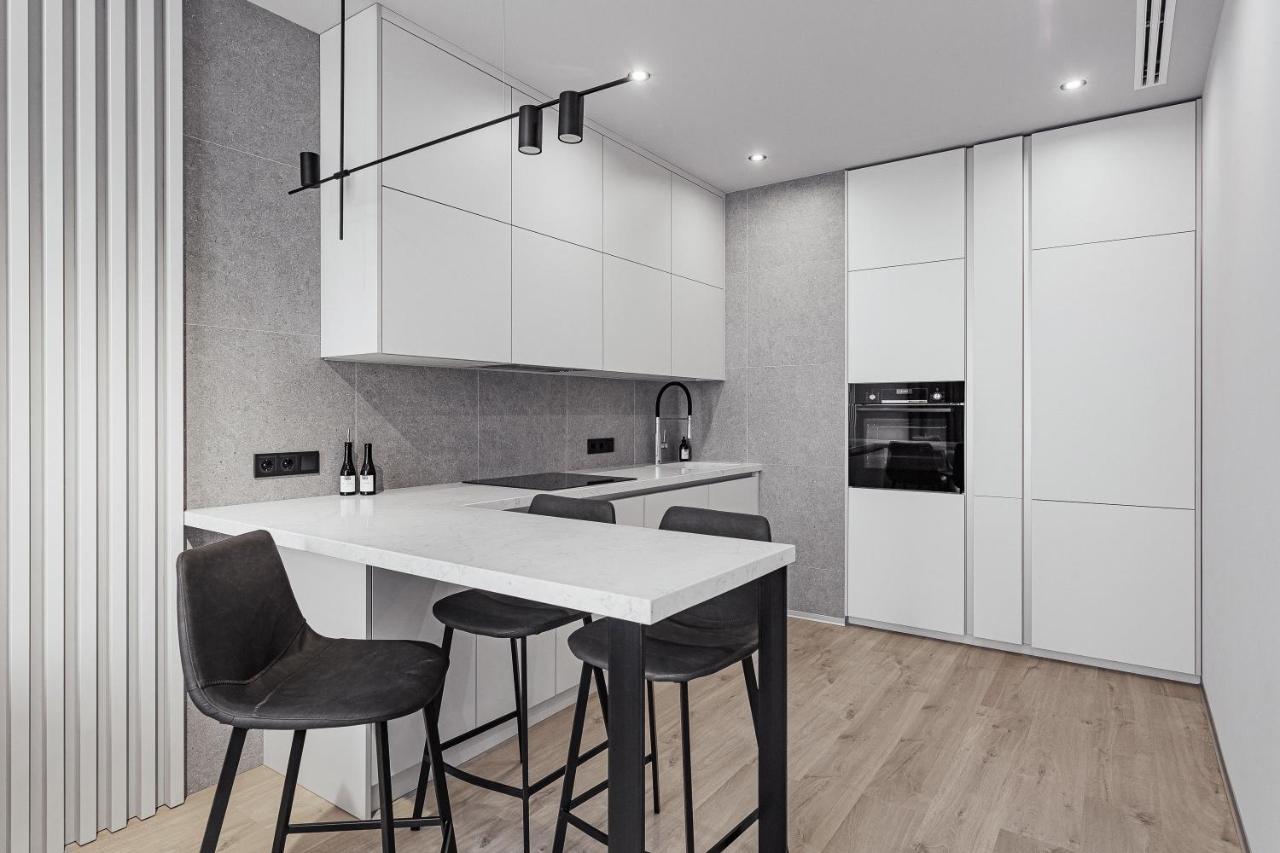 Sea & Sky Apartments オデッサ エクステリア 写真