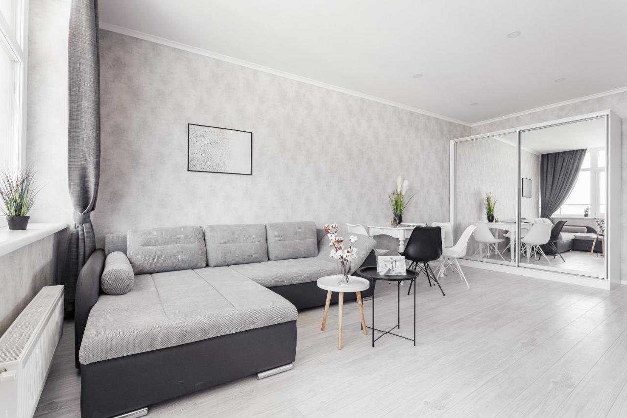 Sea & Sky Apartments オデッサ エクステリア 写真