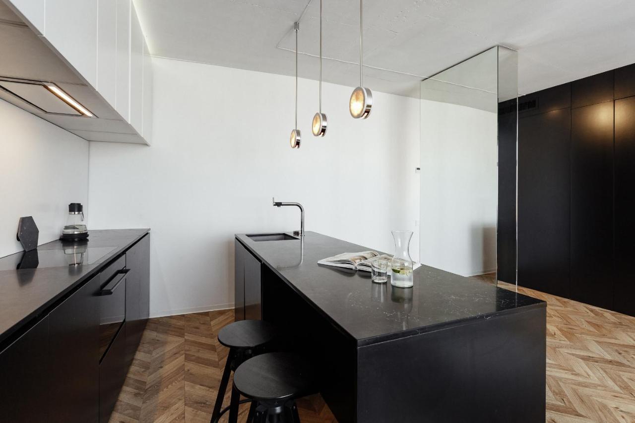 Sea & Sky Apartments オデッサ エクステリア 写真